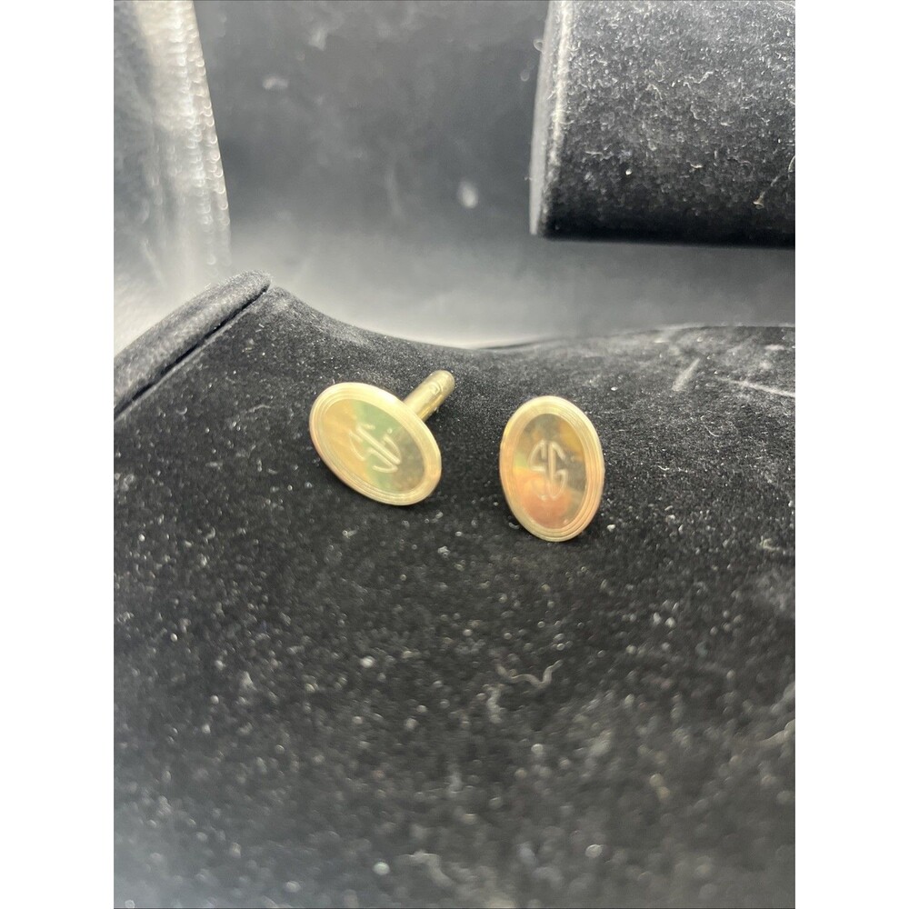 Gold Round Men's Cufflinks Engraved Initials S.G. Letter Monogram